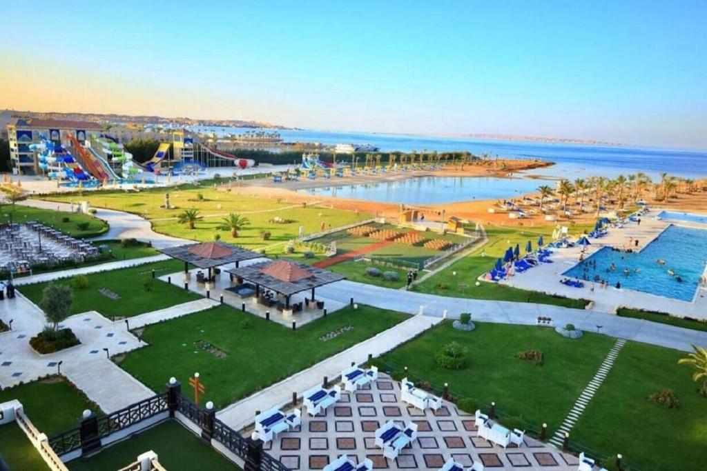 Gravity Hotel & Aqua Park Hurghada Families and Couples Only photo 2
