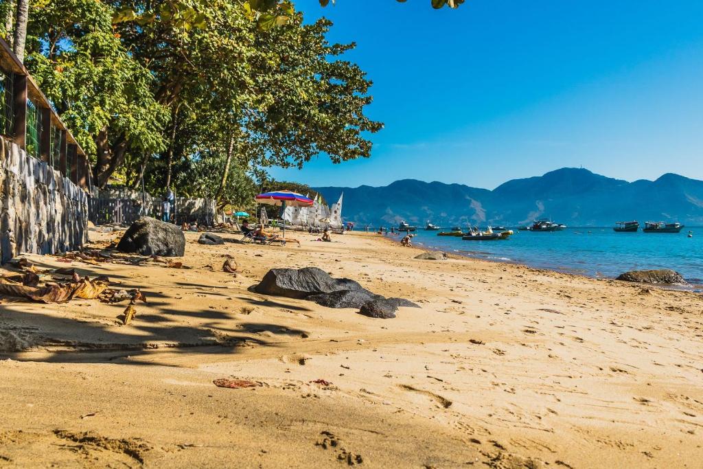 Casa pé na areia na Praia da Armação em Ilhabela photo 3