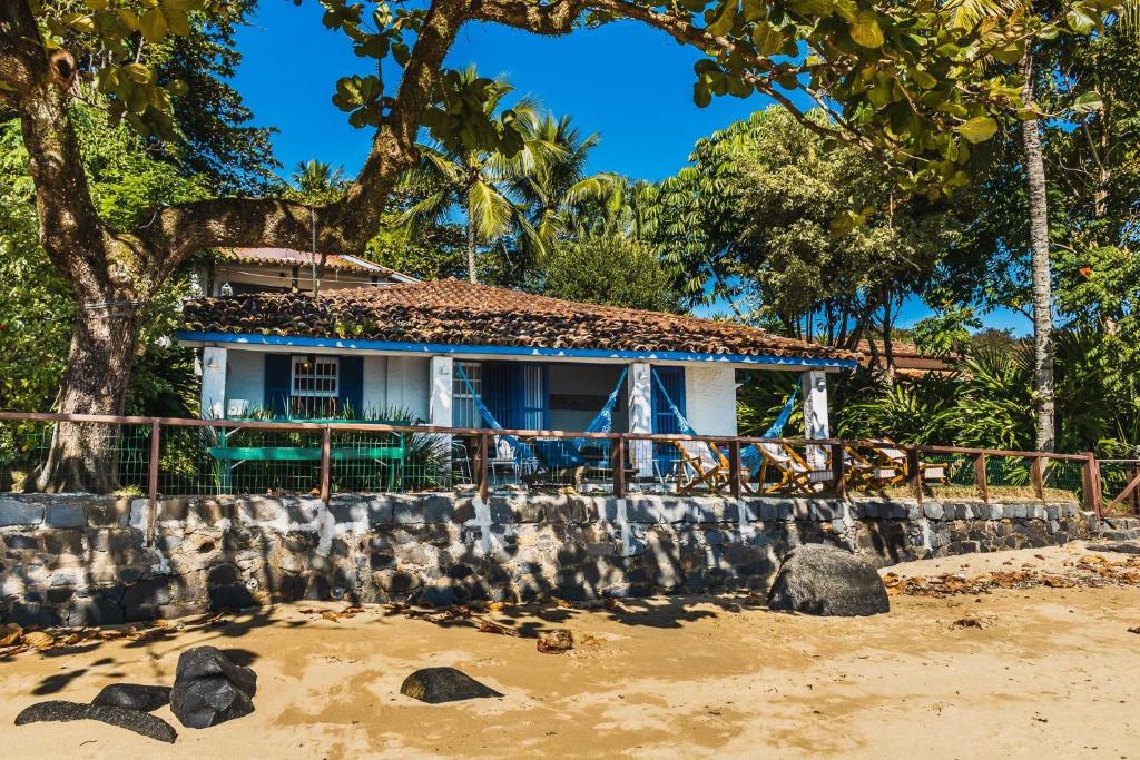 Casa pé na areia na Praia da Armação em Ilhabela photo 4