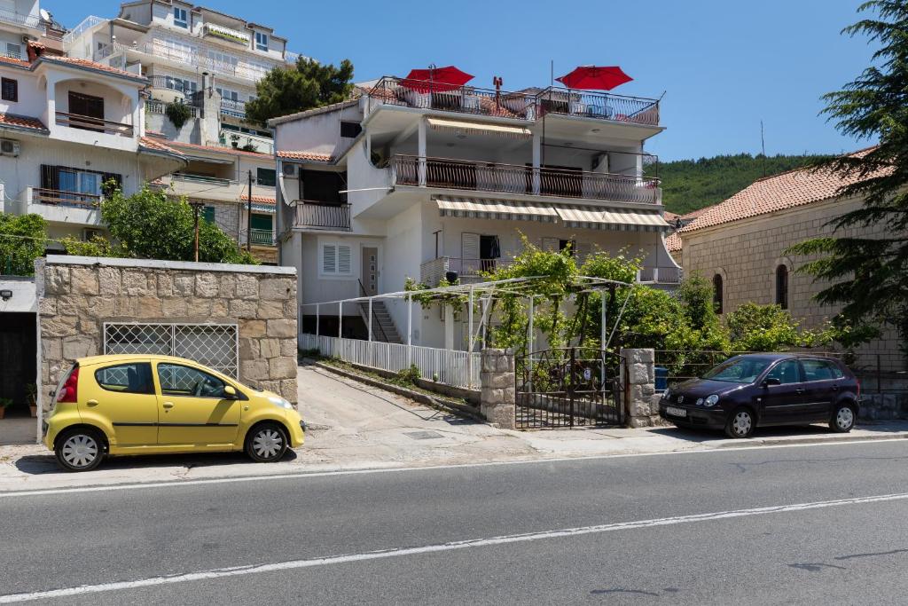 Apartments by the sea Sumpetar, Omis - 11462 photo 1