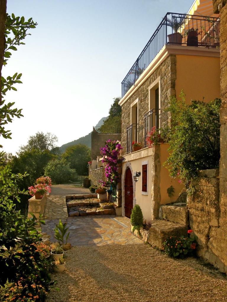 Holiday house with a parking space Zaostrog, Makarska - 13998 photo 1