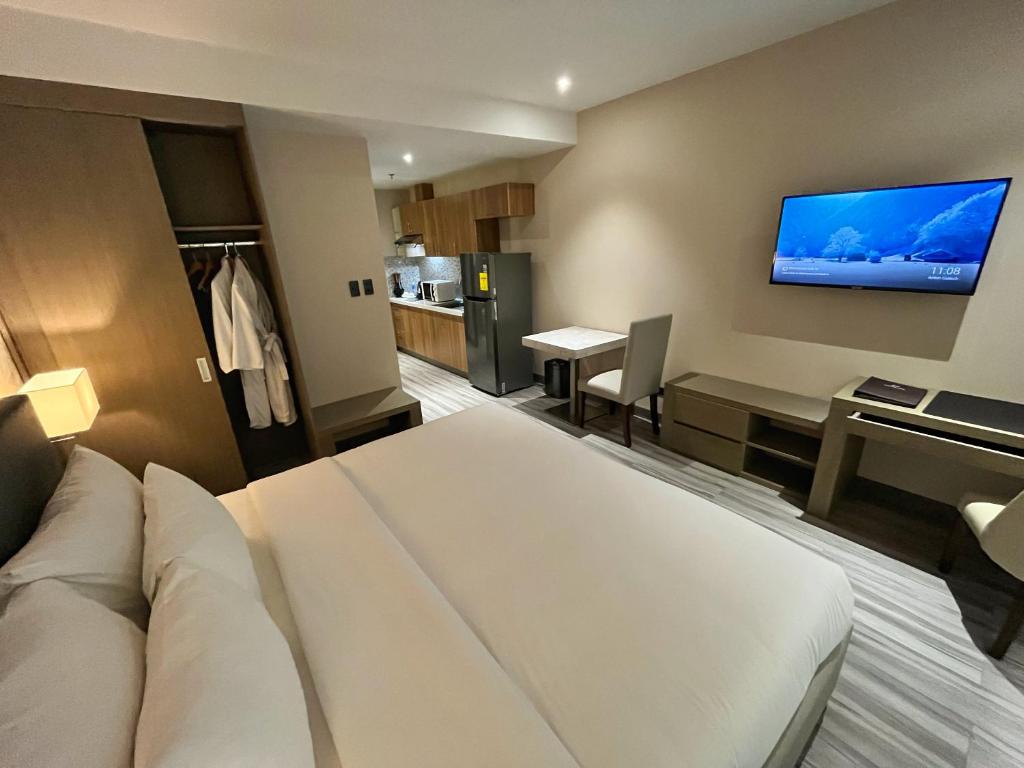 Capitol Hill Hotel and Suites photo 1