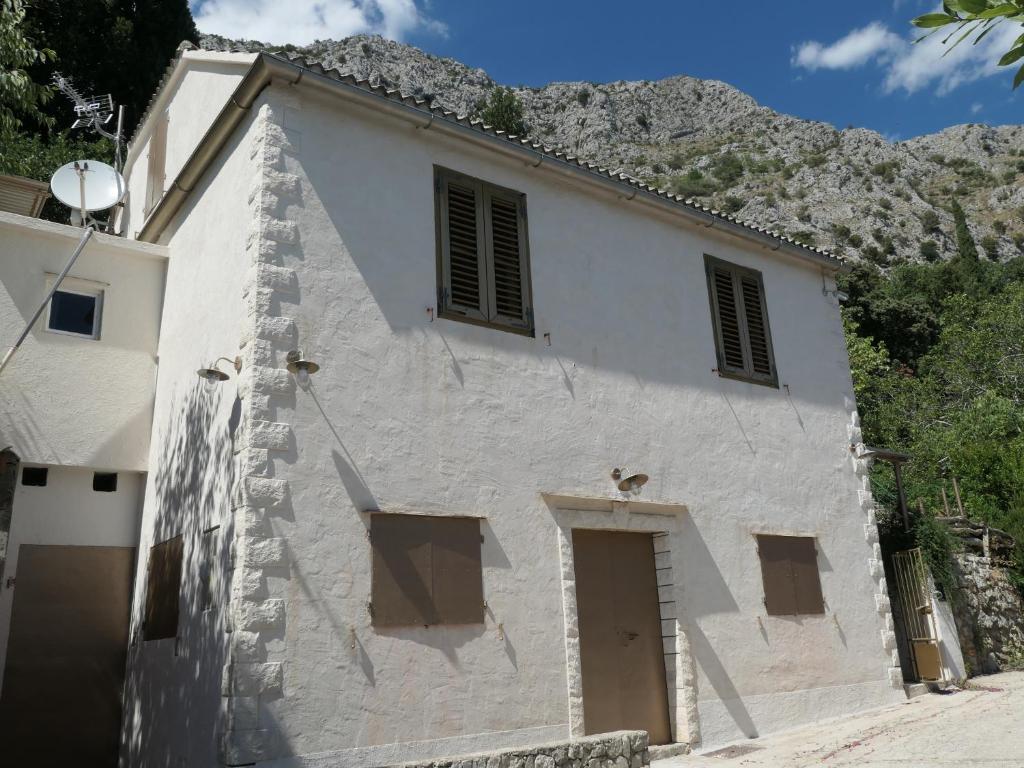 Holiday house with a parking space Lokva Rogoznica, Omis - 18247 photo 2