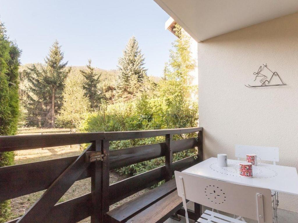 Appartement Saint-Chaffrey , 2 pièces, 6 personnes - FR-1-330E-37 photo 1