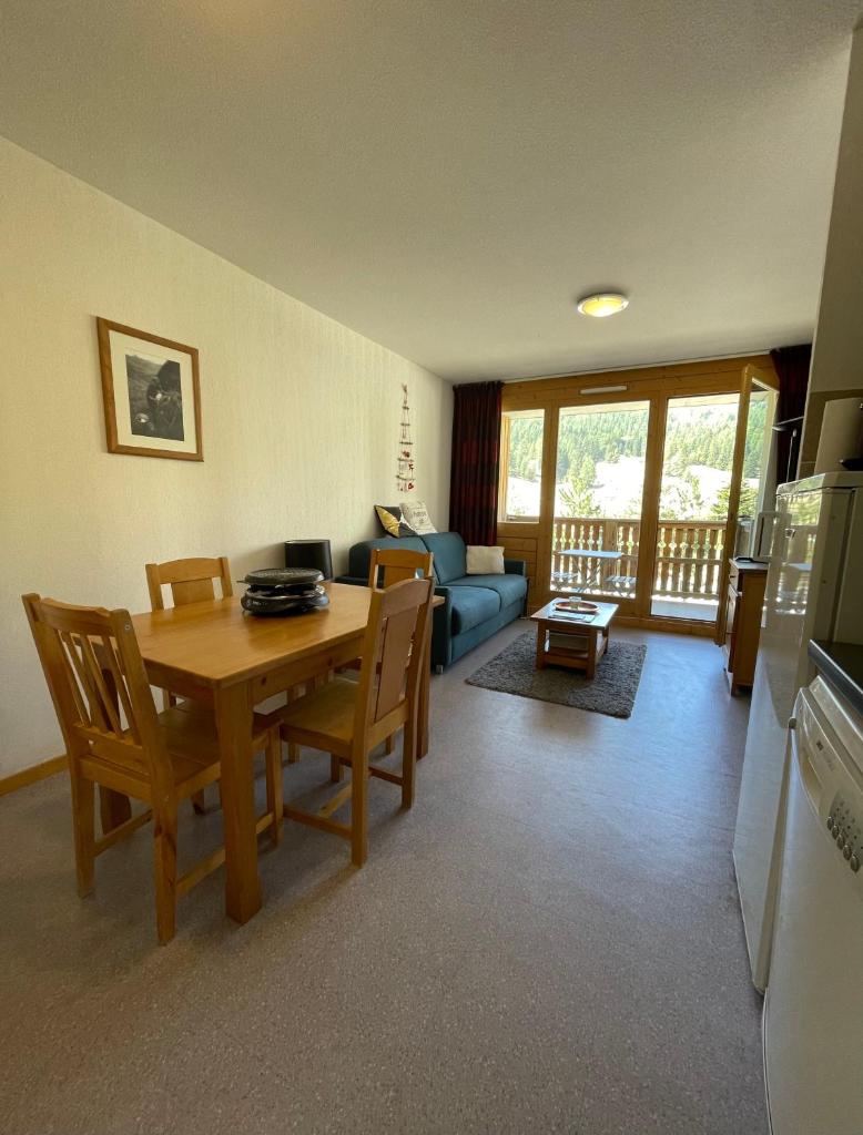 Superdévoluy, appartement récent - en face et au pied des pistes