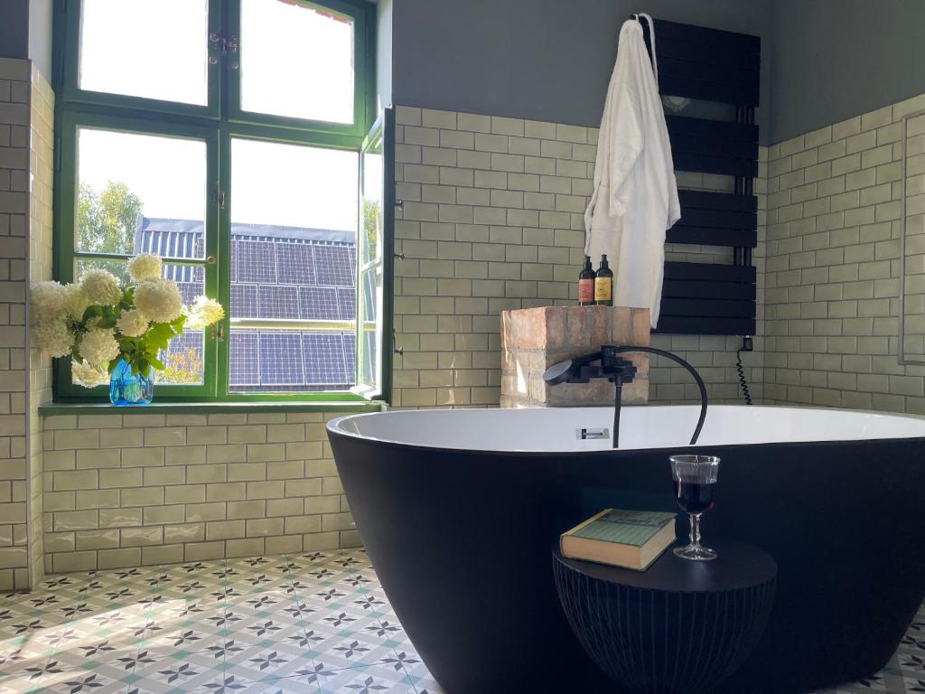 traumHaff- Endless Summer Loft, privates NORDICSPA, Kamin, Hund, 400m zum Wasser photo 1