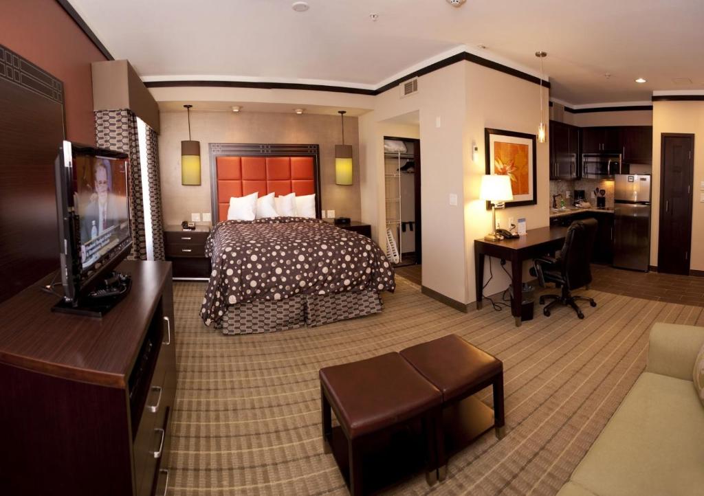 Staybridge Suites DFW Airport North, an IHG Hotel photo 4