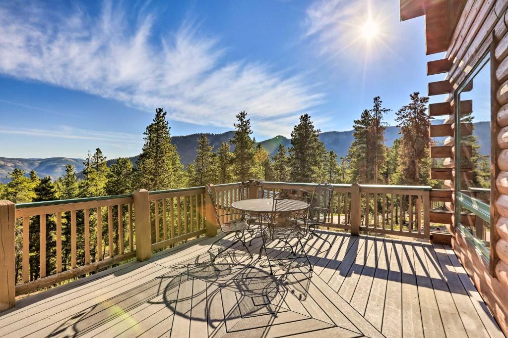 Idaho Springs Cabin with Gorgeous Mtn Views! photo 1