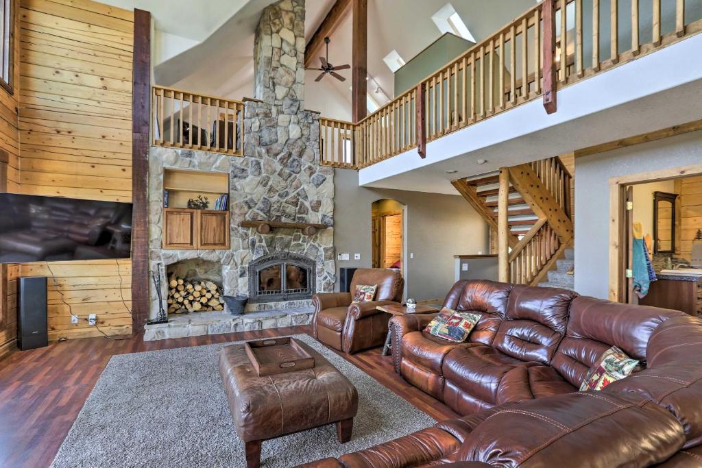 Idaho Springs Cabin with Gorgeous Mtn Views! photo 4
