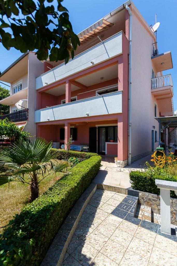 Apartments and rooms with parking space Krk - 14322 photo 2