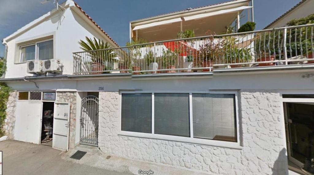 Apartments by the sea Tisno, Murter - 14346 photo 1