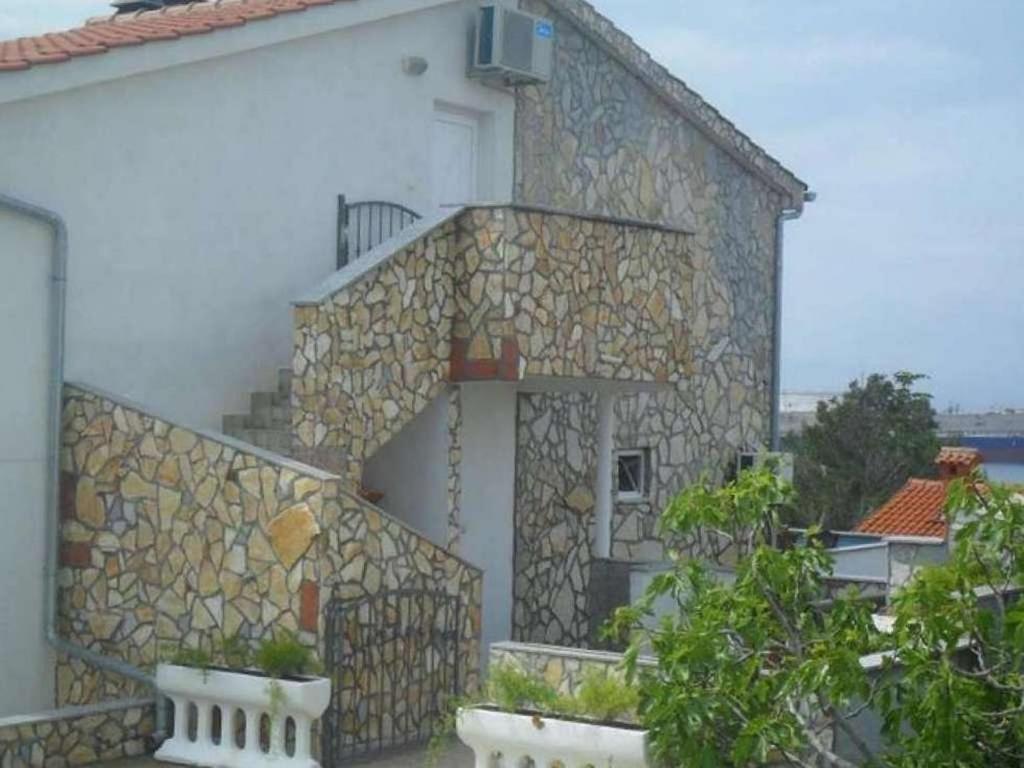 Apartments by the sea Omisalj, Krk - 16512 photo 2