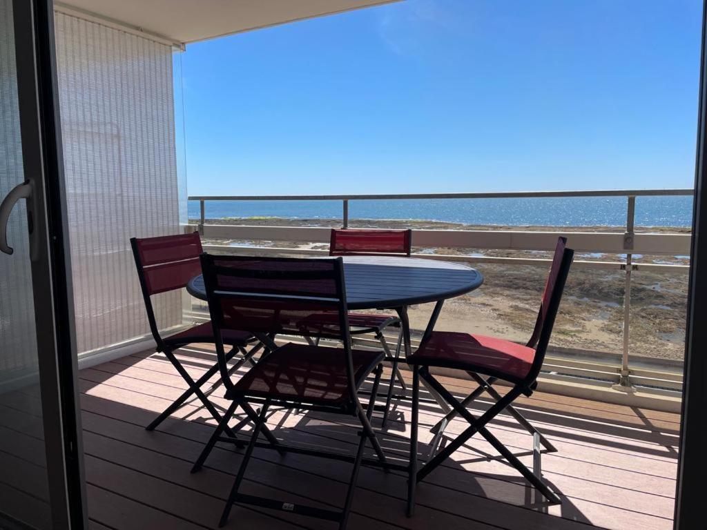 Large studio direct access to the beach photo 4