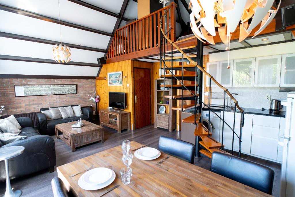 Lovely house till 6 p. near Amsterdam, Sea photo 1