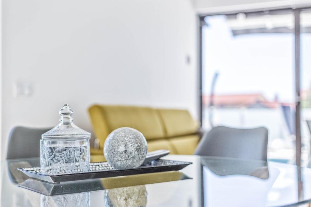 Villa Aliara Jacuzzi Apartment photo 4