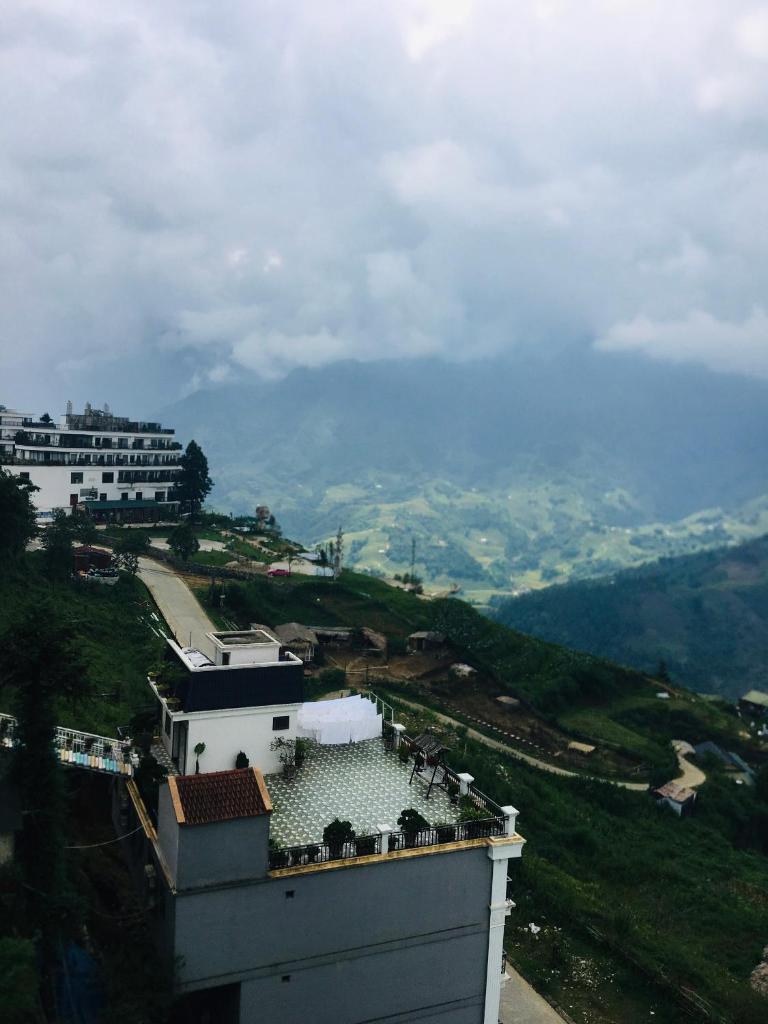 Black Hmong View hotel