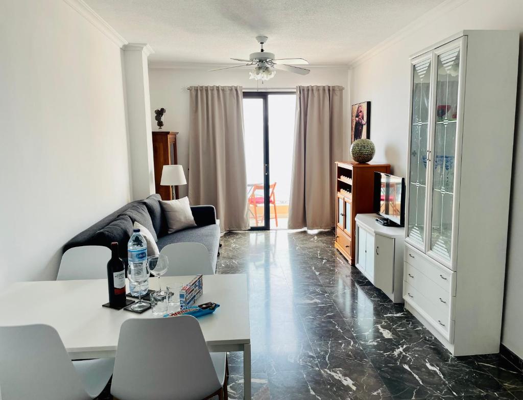 Luxury Apt. with Stunning Sea View - Tap to explore photos