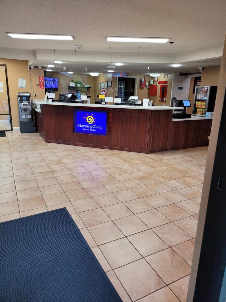 MorningGlory Inn & Suites photo 3
