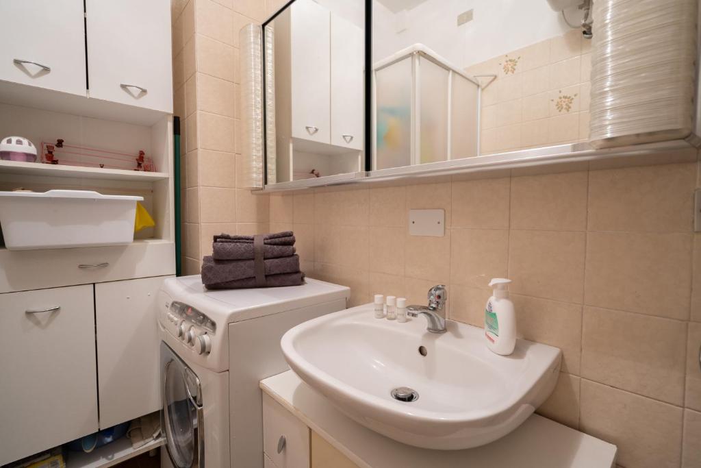 [CONDOMINIO MARINO] Monolocale a 20 mt dal mare photo 4