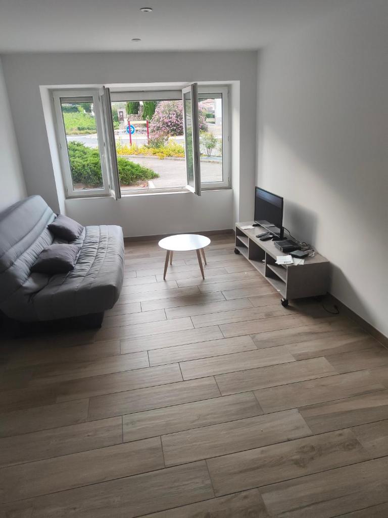 Bonjour appartement T2 neuf. photo 4