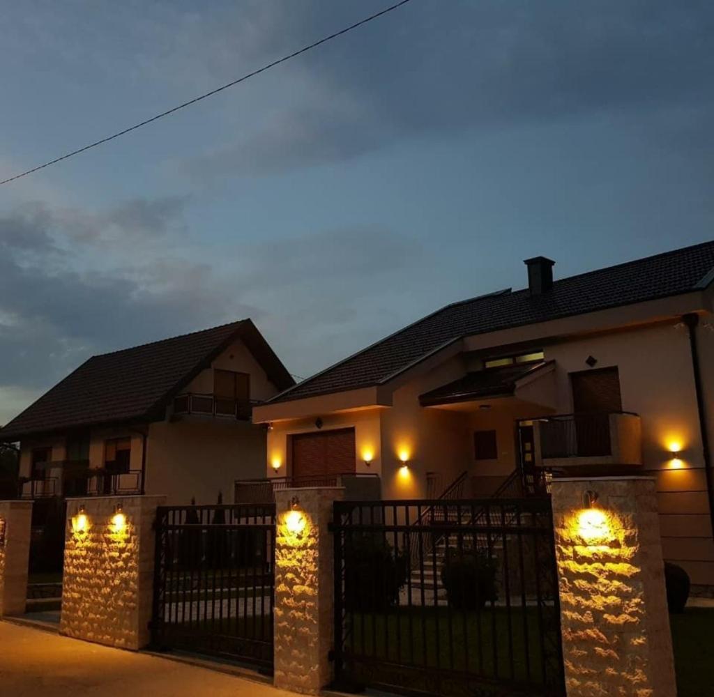 Apartmani Minjević photo 1