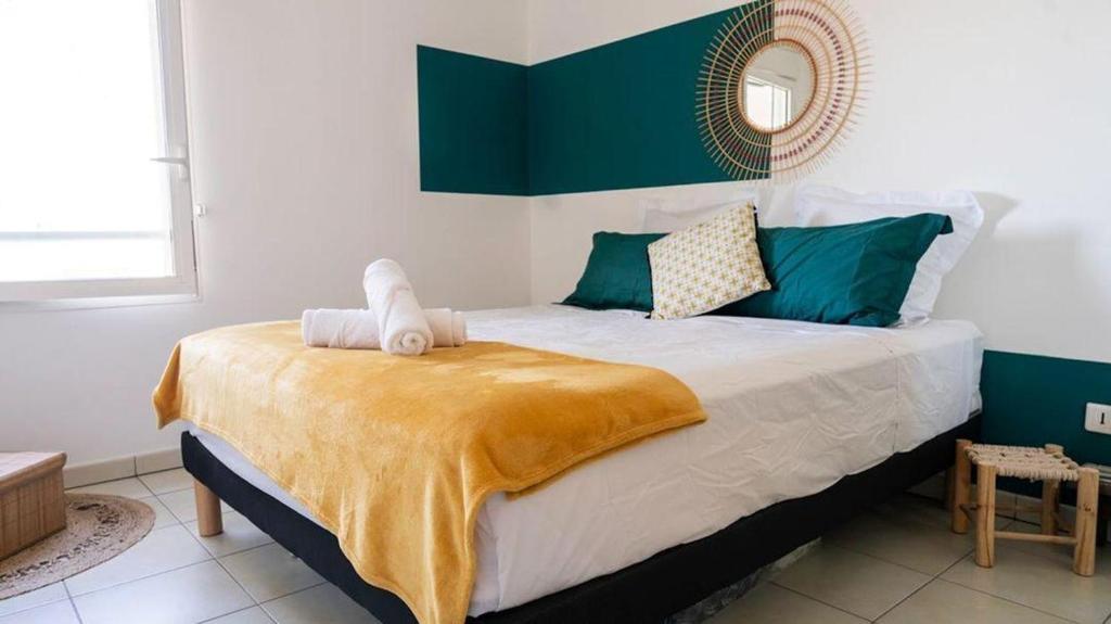 La Vita Bella, Superbe Apt T2 récent de 46m2 à St Gilles l'Eperon à 8min des plages photo 1