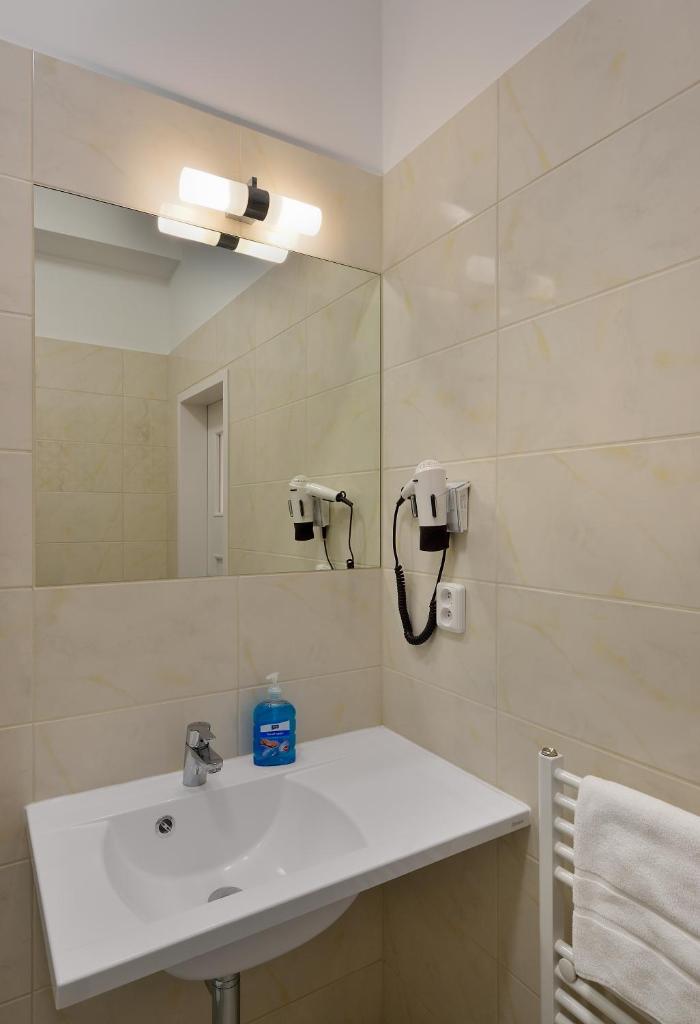 Апартаменты (Апартаменты с 2 спальнями - Namestie SNP 21), Ambiente Serviced Apartments - Namestie SNP