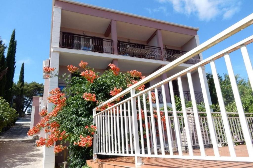 Apartments by the sea Loviste, Peljesac - 18656 photo 2