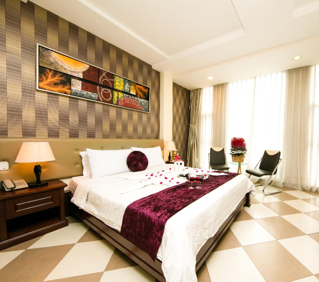 Quy Hung Hotel