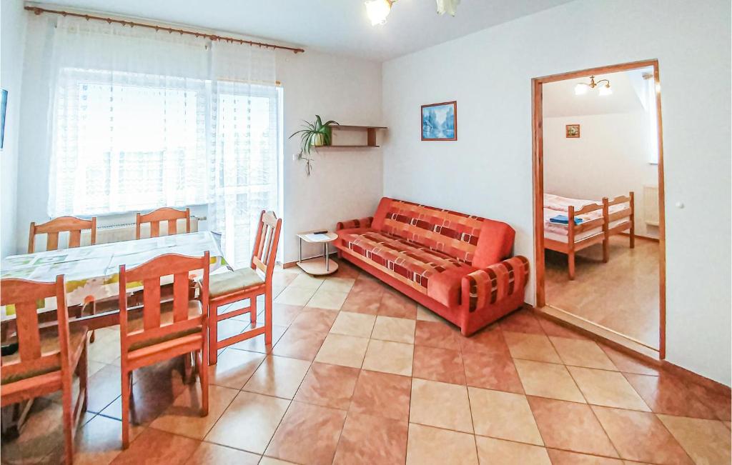 Stunning Apartment In Polchowo With 2 Bedrooms And Wifi photo 3