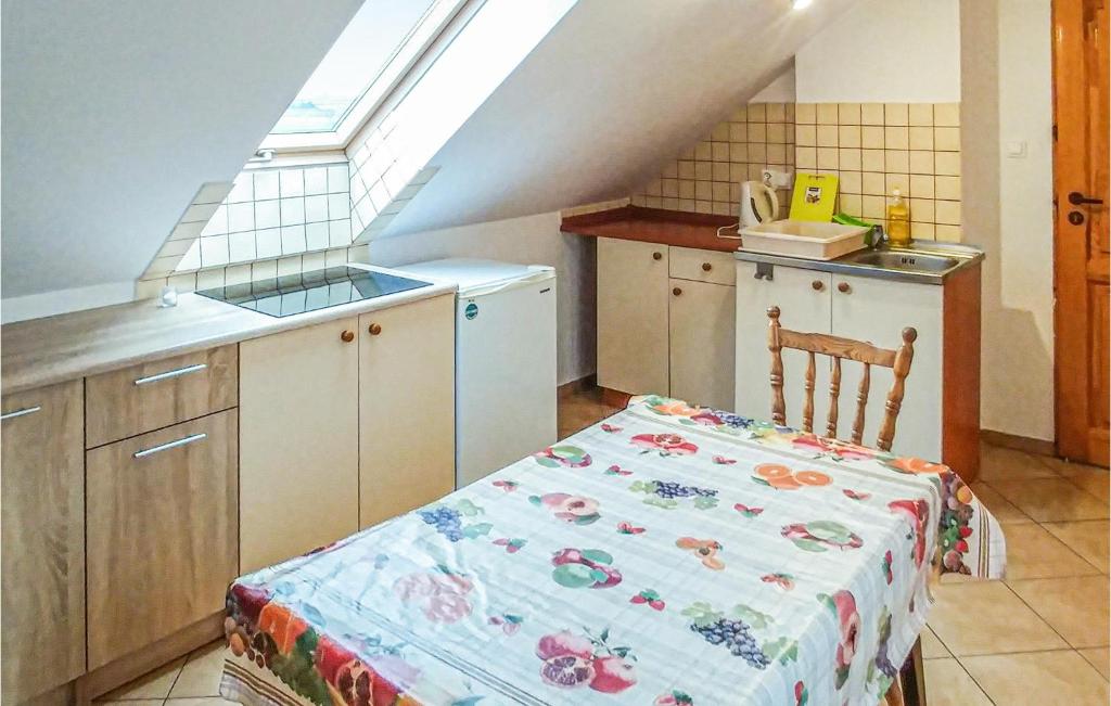Stunning Apartment In Polchowo With 2 Bedrooms And Wifi photo 4