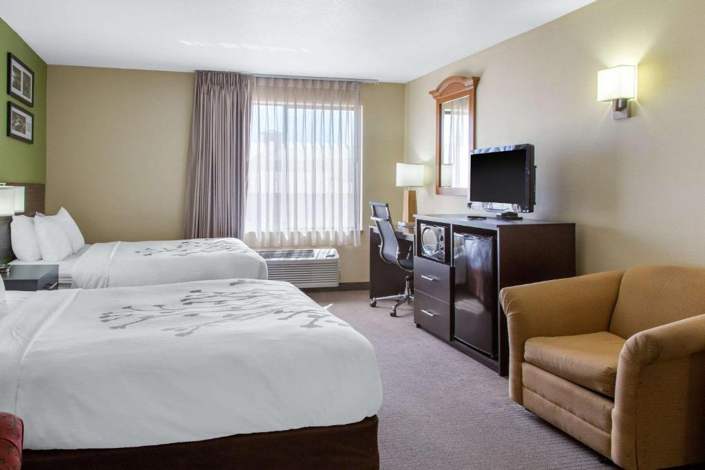 Sleep Inn & Suites Bakersfield North photo 1