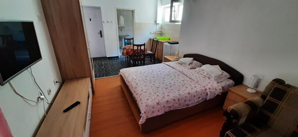 Apartments Nebojša photo 3