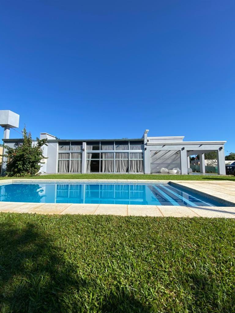 Bitcoin s House Quinta Familiar 1000 m2 Piscina photo 2