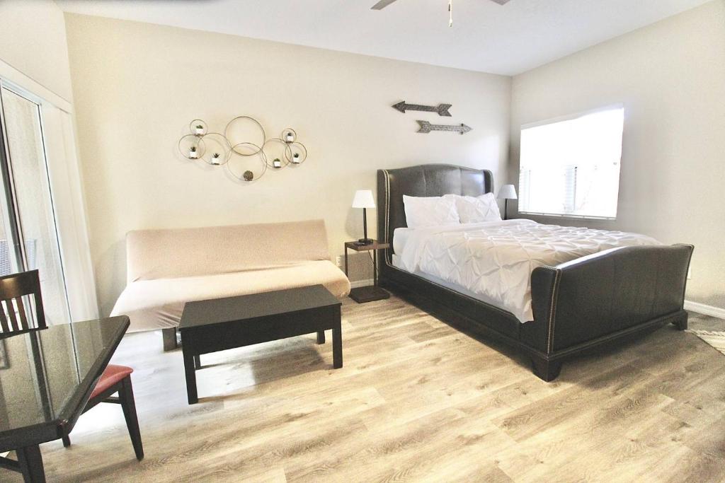 The Studio at PGA Village Golf Villas image