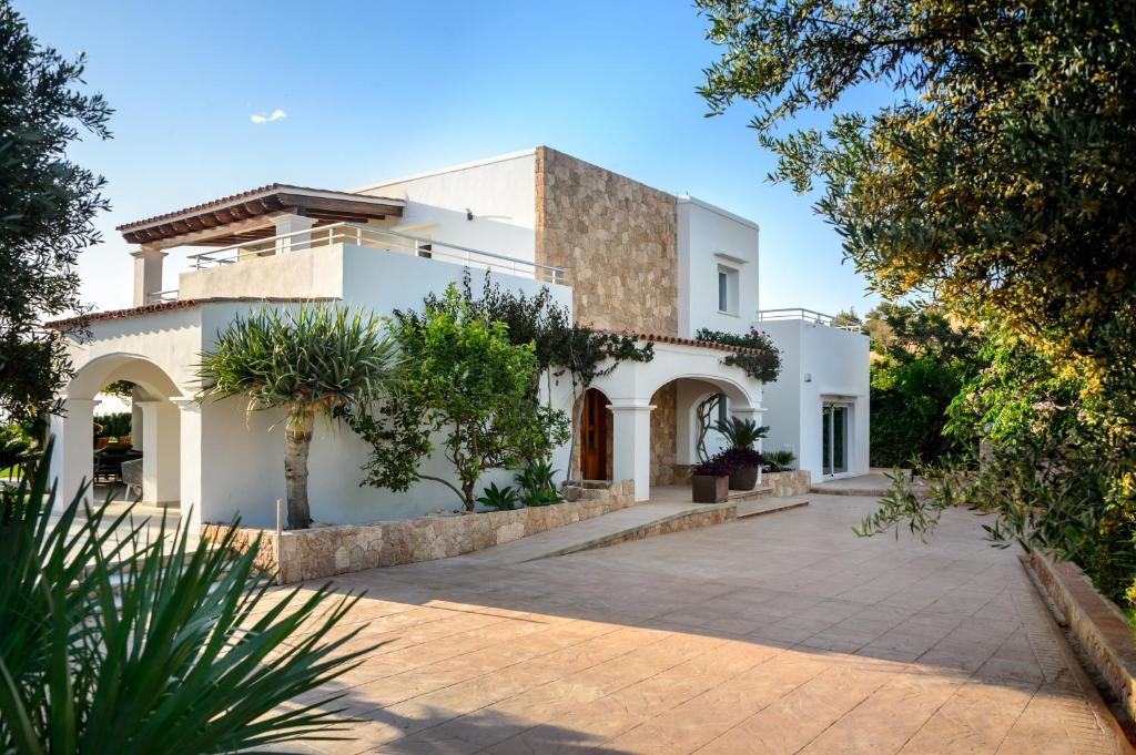 Villa Can Joan I - Fantastic Sunset Views and Family Friendly - photo 3