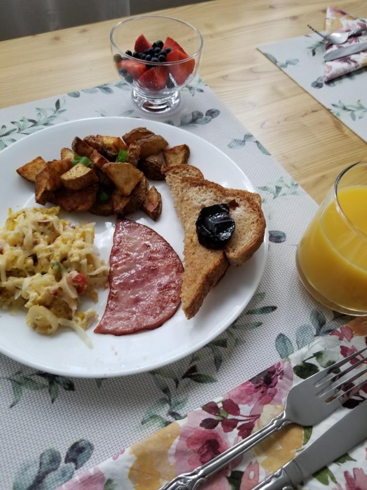 Hill Road Manor Bed & Breakfast photo 3