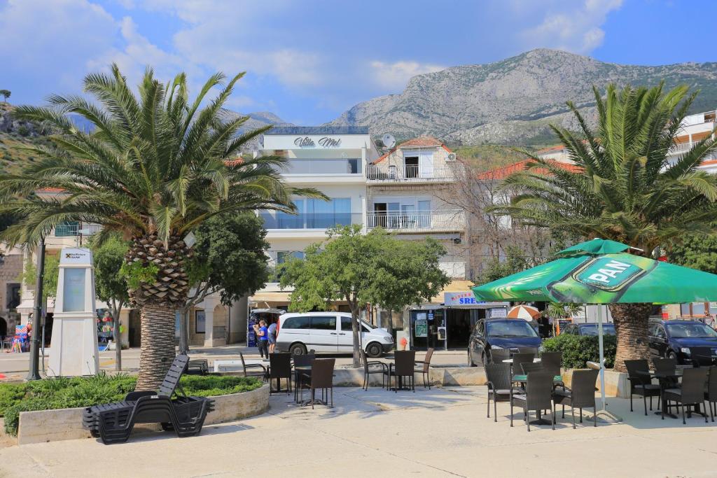 Apartments by the sea Podgora, Makarska - 18918 photo 1