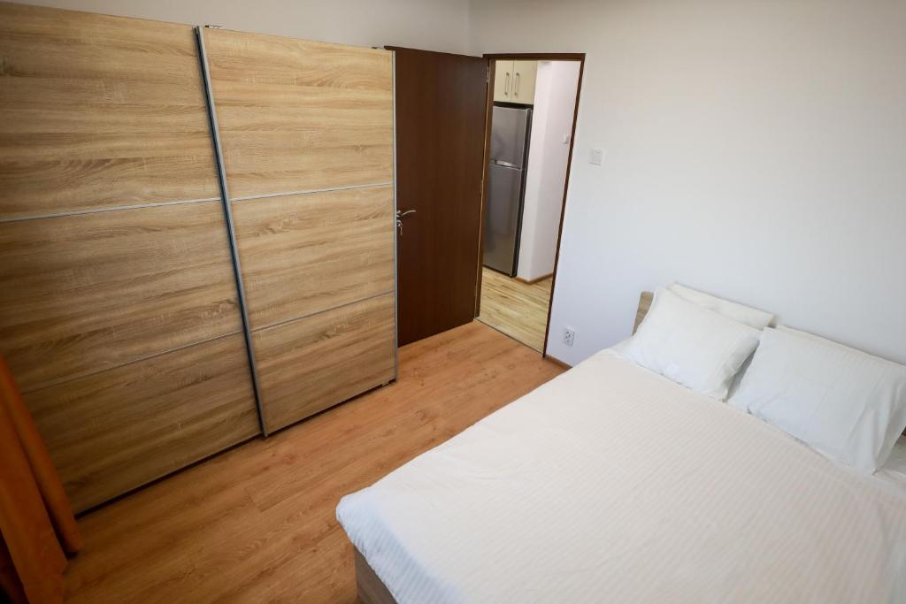 Quickspace apartment, Bucharest