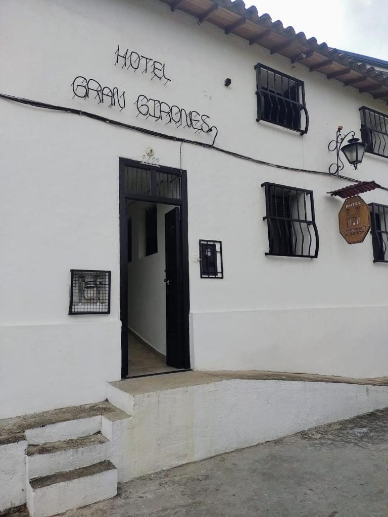 Hotel Gran Girones photo 1