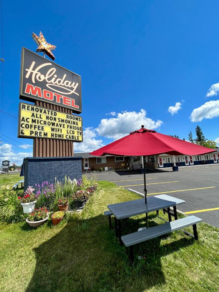 Holiday Motel photo 1