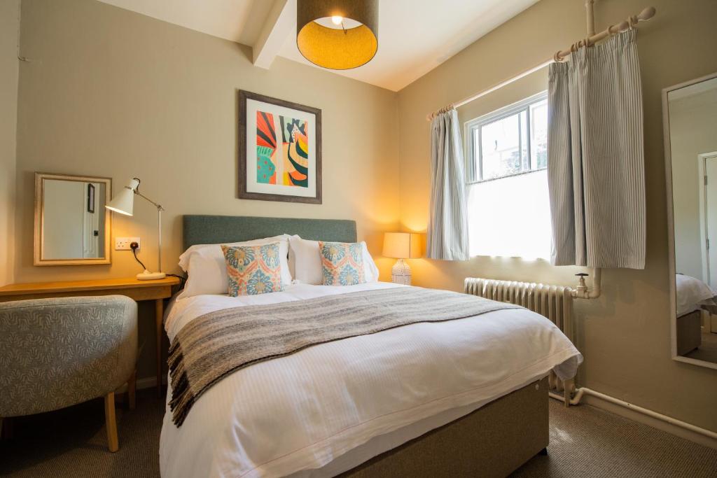 The Rose & Crown, Ashbury Room Type - Small Double Room