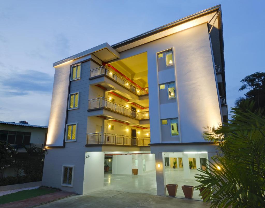 Студио (Номер-студио в мансарде), T Series Place Serviced Apartment
