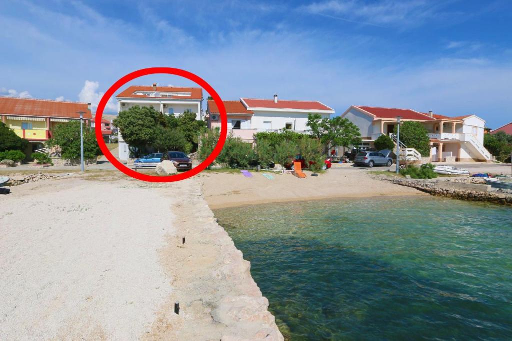 Apartments by the sea Kustici, Pag - 4086 photo 1