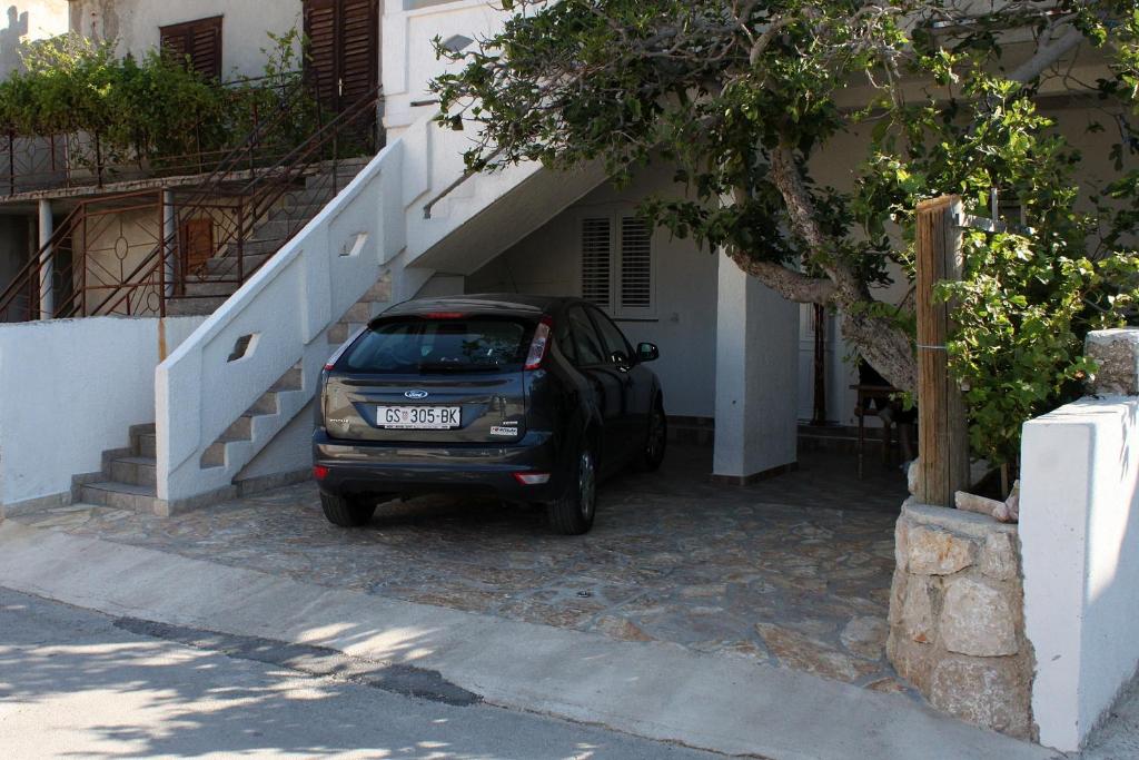 Apartments by the sea Metajna, Pag - 4161 photo 4