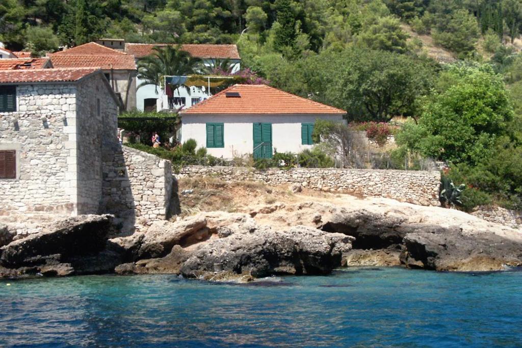 Seaside house for families with children Cove Tvrdni Dolac, Hvar - 2057 photo 1