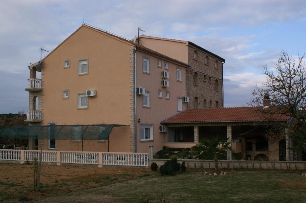 Triple Room Biograd na Moru 4305b photo 2