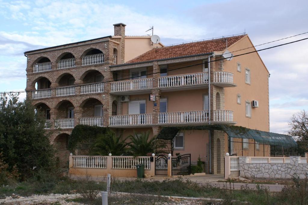 Apartments and rooms with parking space Biograd na Moru, Biograd - 4305 photo 1