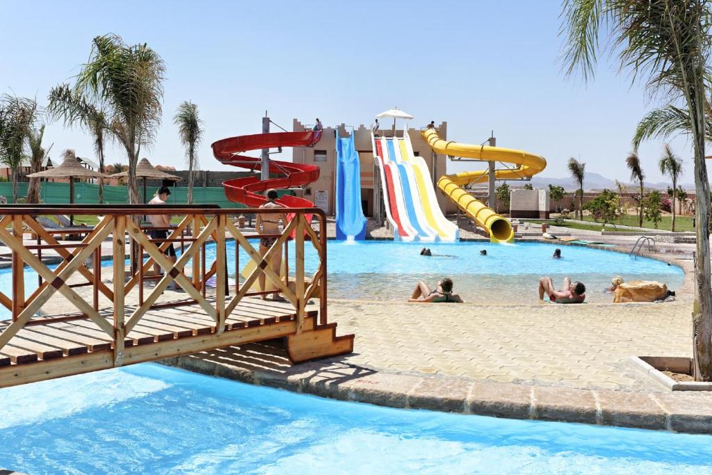 Three Corners Sea Beach Resort photo 4