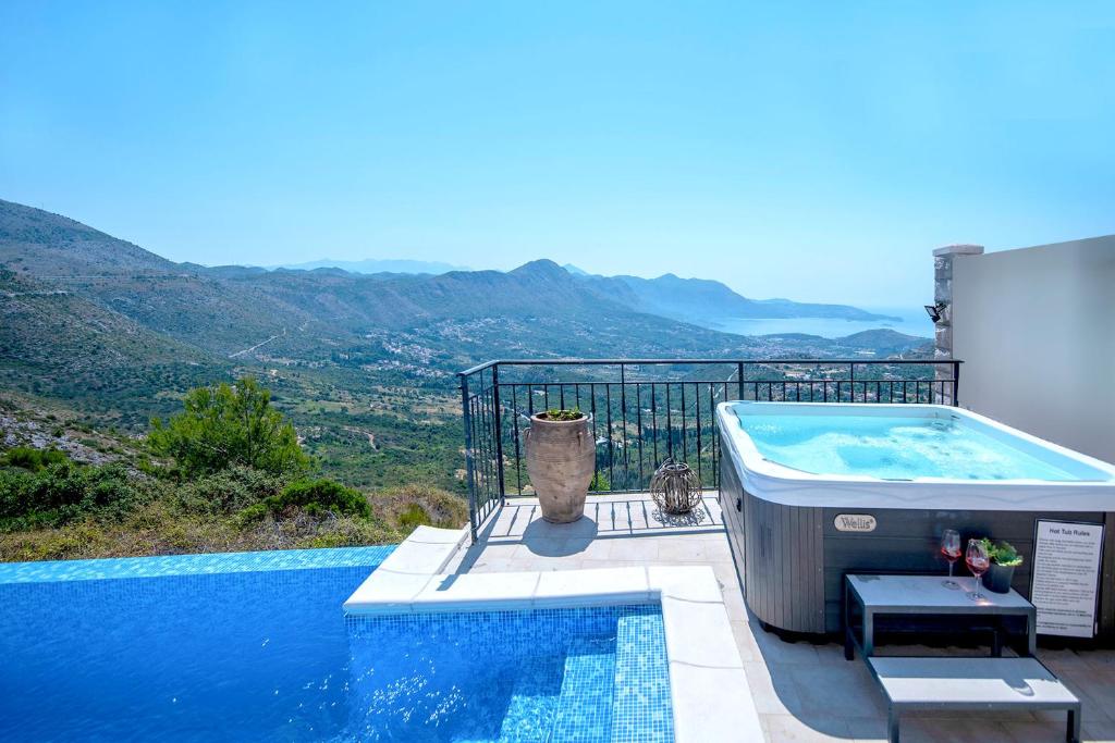 Luxury Villa Stone with Private Pool and Jacuzzi near Dubrovnik photo 2